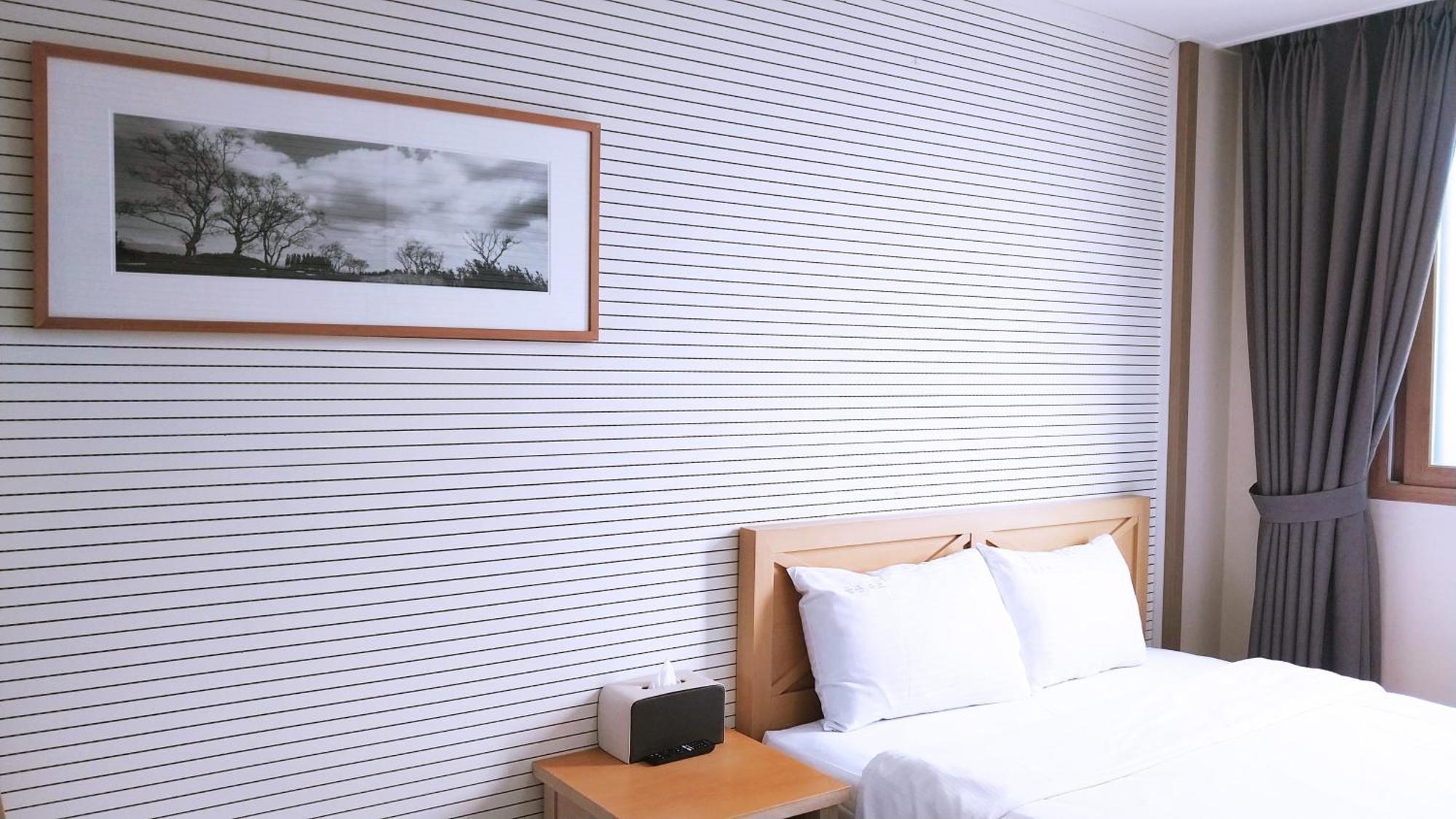 Golden Park Hotel Jeju Exterior photo